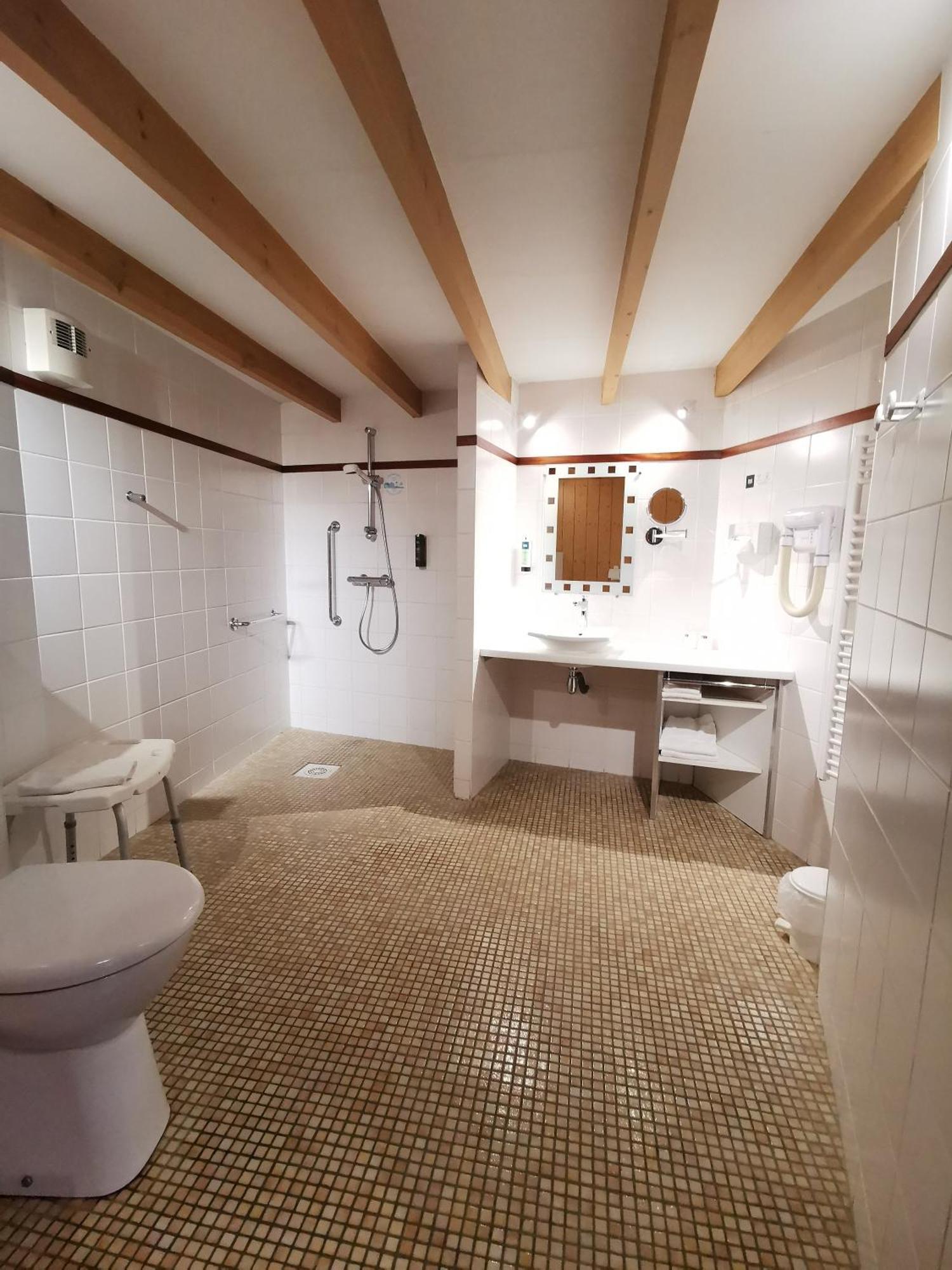Hotel Logis Le Coulon