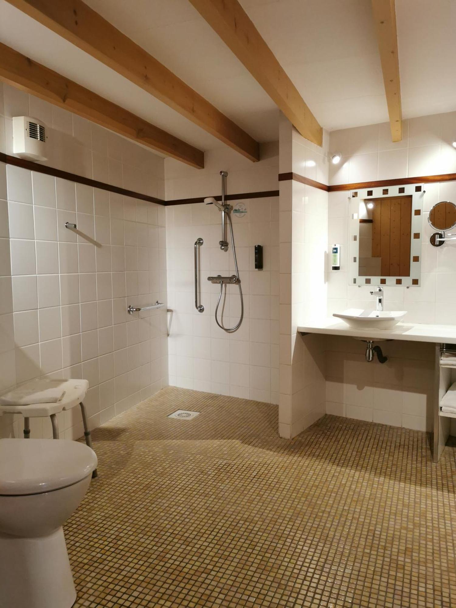Logis Le Hotel Coulon