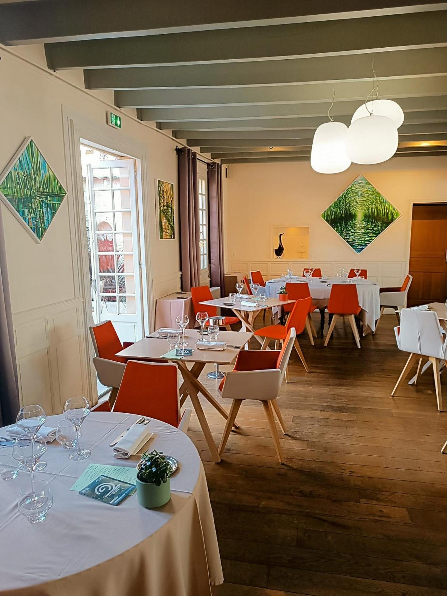 Hotel Logis Le Coulon